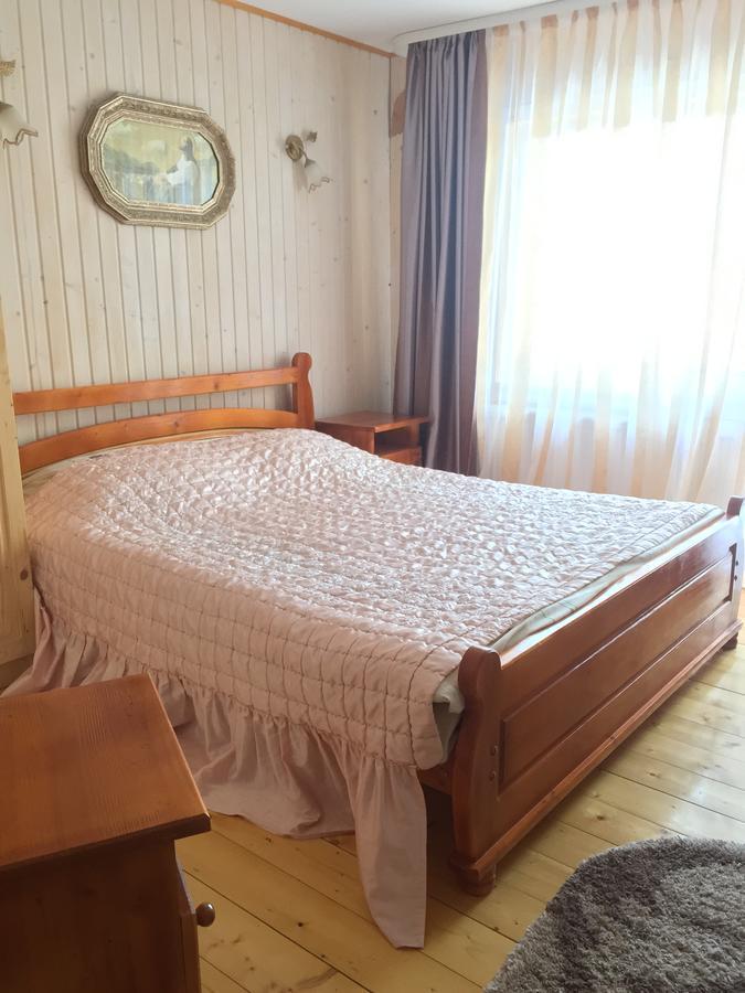 Guest House U Myrona Jaremtsche Exterior foto